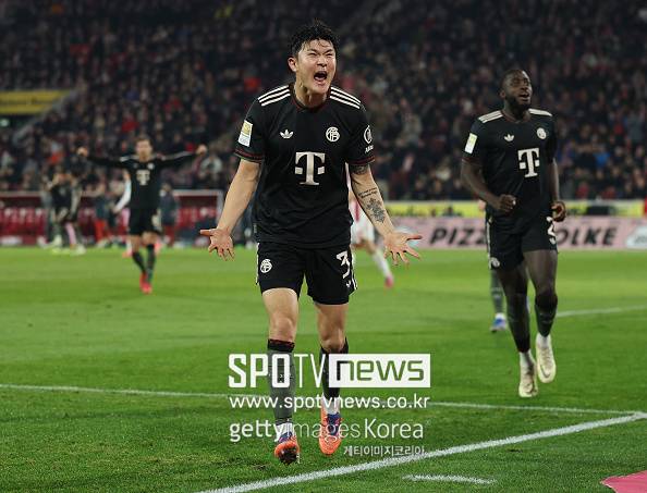 '韓 최고 수비수' 김민재, 콤파니 감독과 은밀한 만남 성사...