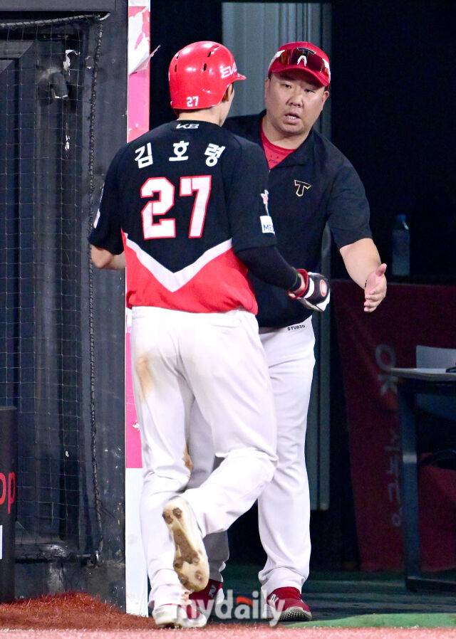 자고 일어났더니 김도영과 연봉이 같다…KIA 김호령 인생 대역전? 35세 중견수 FA에게 얼마 줘야 하나