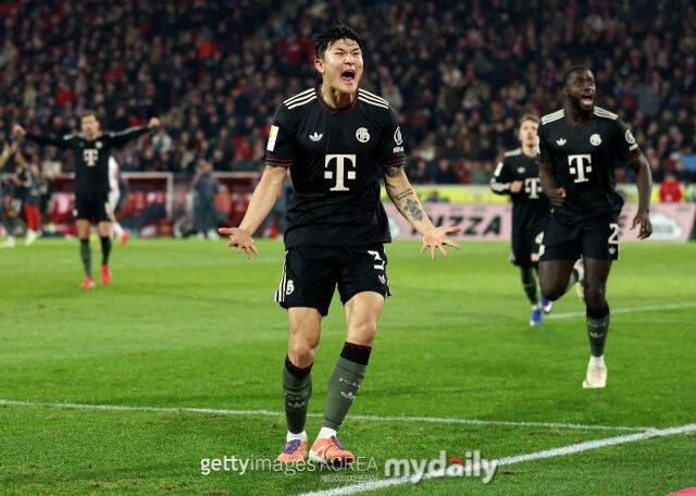 '괴물 수비수 옆에 느리고 실수 많은 수비수 있었다'…'쾰른전 동반 출전' 김민재-요나단 타, 엇갈린 평가