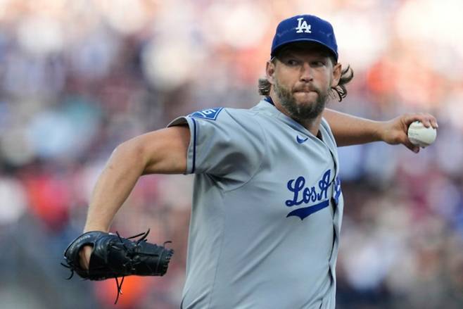 선 넘은 '우승 욕심'... 미국 대표팀, 은퇴한 커쇼까지 WBC 호출