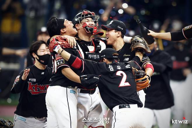 100억 쓰고 ‘윈나우’, 그런데 주전포수는 누구?…갈 길 잃은 KT, 대안은 있나[김은진의 다이아몬드+]