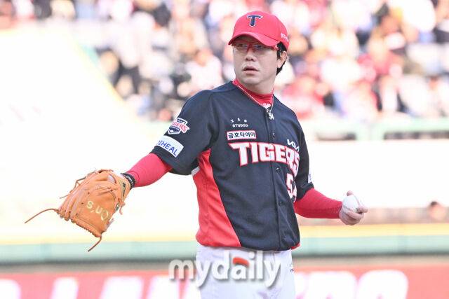 김도영도 정해영도 이의리도 연봉삭감 칼바람…KIA 양현종·나성범·김선빈·김태군, 고액 장기계약자들 ‘분발 절실’