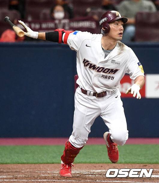 박병호 코치 이어 서건창까지 5년 만에 복귀...키움 연이은 낭만 행보, 연봉 1.2억 [공식발표]