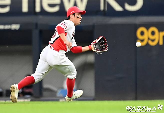 'KIA 5억 계약→방출' 200안타 신화 썼던 그 선수, 영웅군단 돌아왔다…친정팀서 반등할 수 있을까