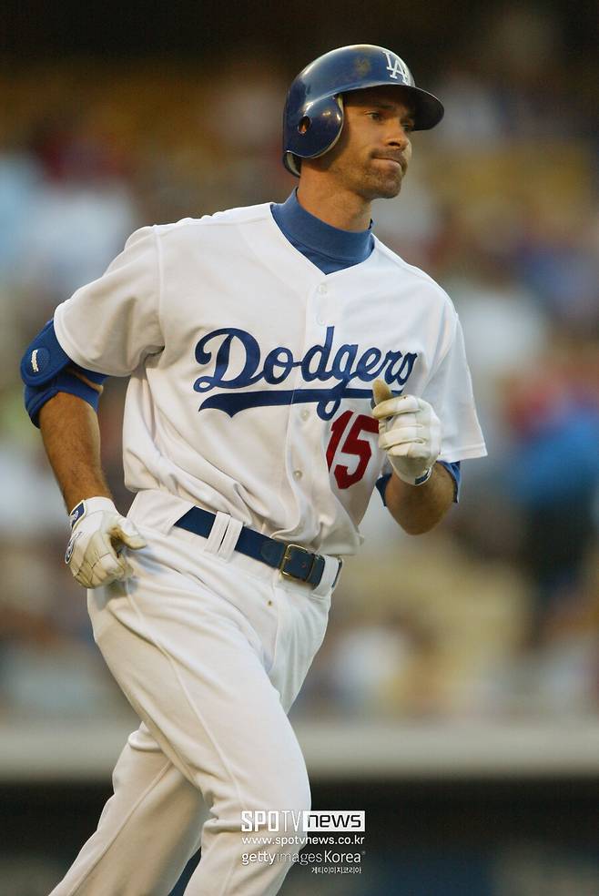 박찬호 아니면 이런 장면 못본다…ML 328홈런, 287홈런, 100SV 전설과 다시 만날 줄이야