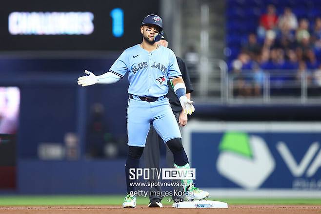 '김혜성 살았다' 이번엔 메츠가 1860억 질렀다…터커 뺏기고 'FA 안타왕' 비셋과 초대형 계약