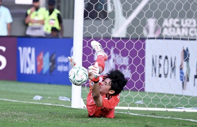 '한-일전 가능해졌다' 연장 120분+승부차기 혈투 끝 신승.. 수문장이 구한 日 U-23 아시안컵 4강 선착