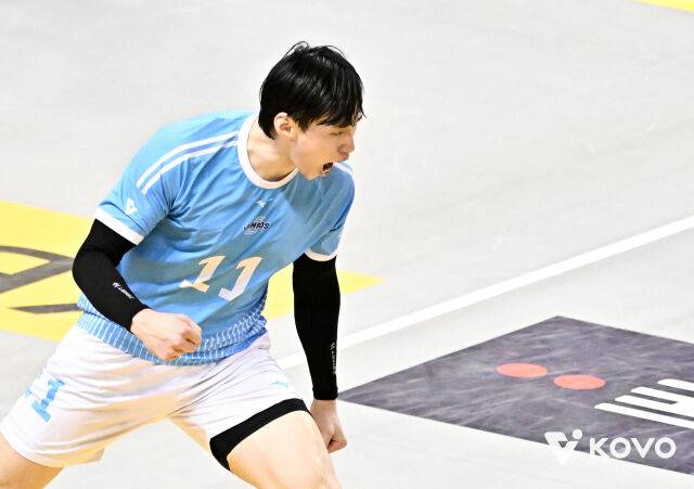 이래서 1위팀이 FA로 데려왔나…백업 신세→에이스 대체자 낙점, 브라질 명장 반했다