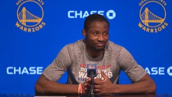 감독과는 불화, 동료들은 옹호...팀 9연승 중인데 트레이드 요구한 쿠밍가