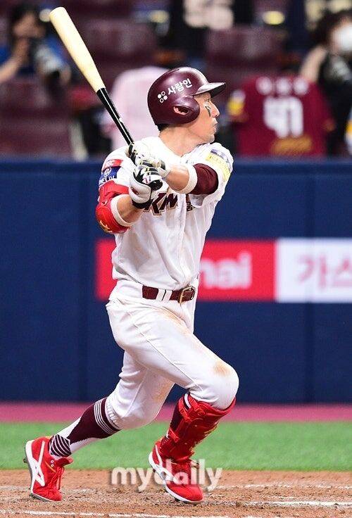 서건창은 정찬헌과 트레이드 되고 하염없이 울었다…야구도 인생도 몰라요, 5년 흘러 ‘운명처럼 한솥밥’