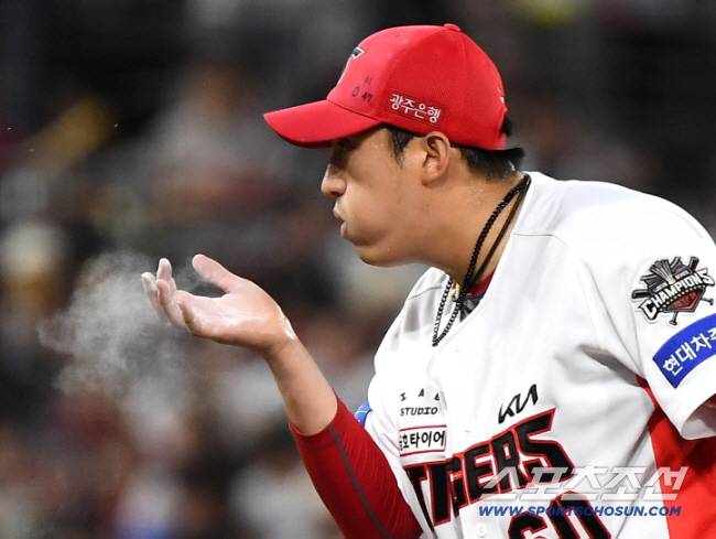 '연봉 3위 우뚝' KIA 트레이드 성공 신화 대우했다…3500만원→1억3000만원, 기적의 성장세