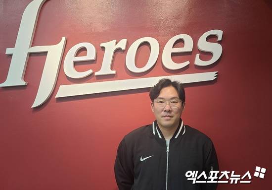 '2차드래프트 1번' 안치홍, '최하위 팀' 키움 이적하고도 경쟁은 계속…여차하면 내야에 자리 없다