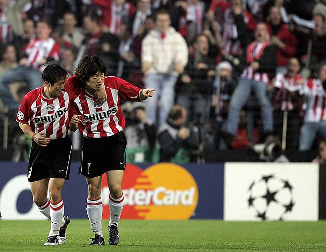 허정무·이영표·박지성 다음으로 ‘韓 축구 계보’ 잇나…‘공격진 보강 계획’ PSV 아인트호벤, ‘황소’ 황희찬 노린다