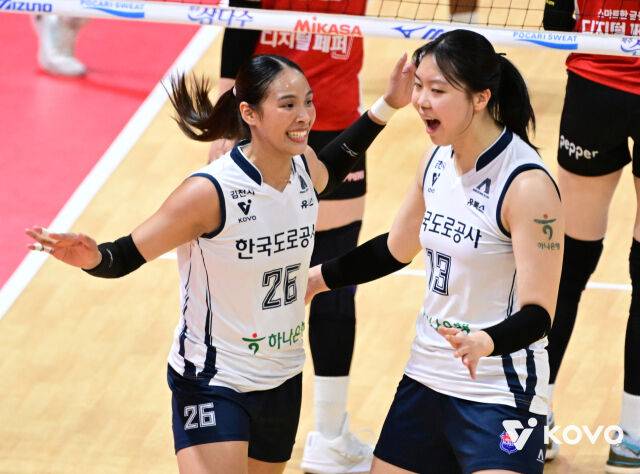 지옥의 일정도 못 막는다! 한국도로공사, 광주 원정서 페퍼저축은행 꺾고 승점 50점까지 -1점 [MD광주]