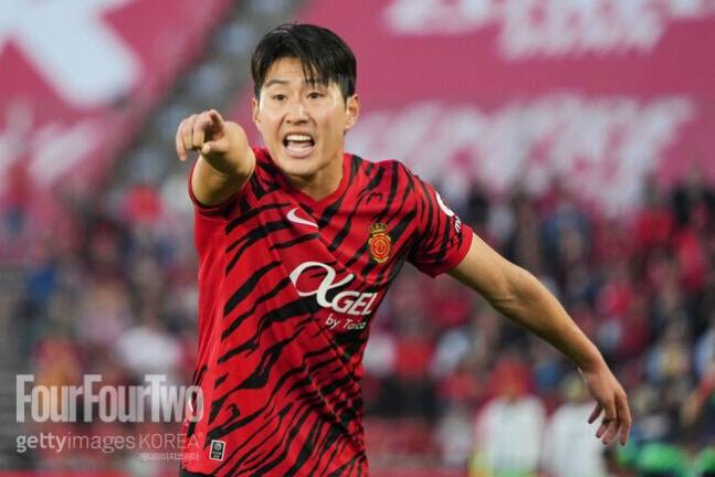 스페인 복귀 결심한 이강인, 엔리케가 또 발목 잡는다…“잔류시키겠다는 의지 확고, 재계약 협상 들어간다”