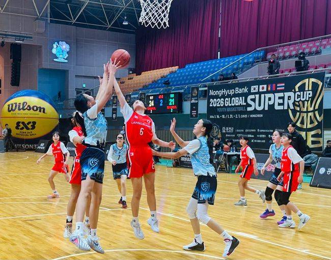 ‘다윗이 골리앗 이겼다!’ 150cm의 일본, 170cm 몽골 제쳤다…슈퍼컵 여자초등부 우승