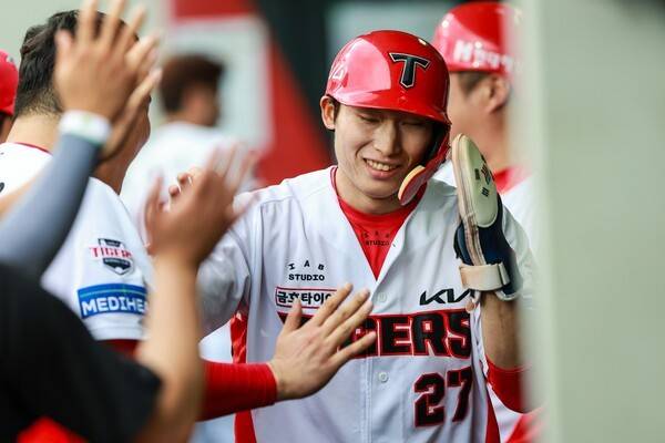 '연봉 3배 초대박' 33세에 맞이한 최고의 1년, 김도영과 같은 돈 받는다…FA까지 분위기 이어 갈까