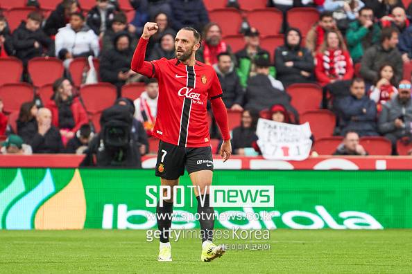 '강인이가 있었다면 더 많은 골을 넣었을 텐데' 이강인 영혼의 파트너, 해트트릭 작렬...득점 선두 음바페 추격
