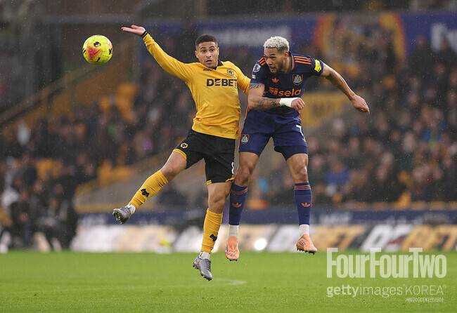 [pl.review] '황희찬 85분' 강등 위기 울버햄튼, 뉴캐슬과 혈투 끝 0-0 무승부...19위 번리와 6점 차