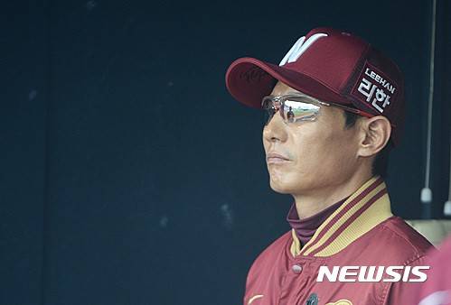 1할 타자가 어떻게 감독 됐냐고?