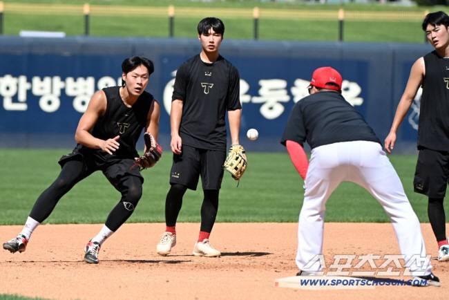 '80억 세이브' KIA, 이런 경쟁 상상이나 했을까…유격수 후보만 5명이라니