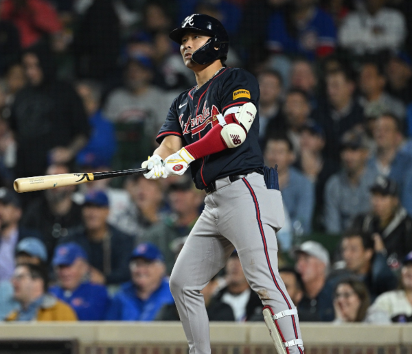 '어떻게 이런 일이' 빙판길에 넘어진 김하성, 손가락 힘줄 파열로 5개월 OUT...개막전+WBC 출전 물거품