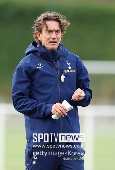 英 BBC ‘비피셜’ 떴다, 결국 프랭크 감독 경질…“토트넘, 7개월 만에 결별 심각하게 검토”