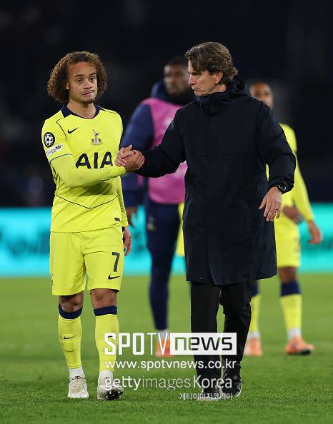 英 BBC ‘비피셜’ 떴다, 결국 프랭크 감독 경질…“토트넘, 7개월 만에 결별 심각하게 검토”