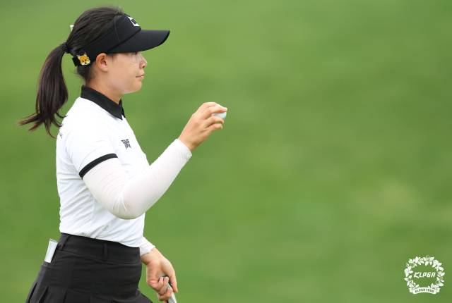 ‘박현경부터’ 이다연·김수지·임희정 그리고 ‘이예원까지’···역대 3명 전부인 KLPGA ‘50억 돌파’ 올해 쏟아진다 [오태식의 골프이야기]