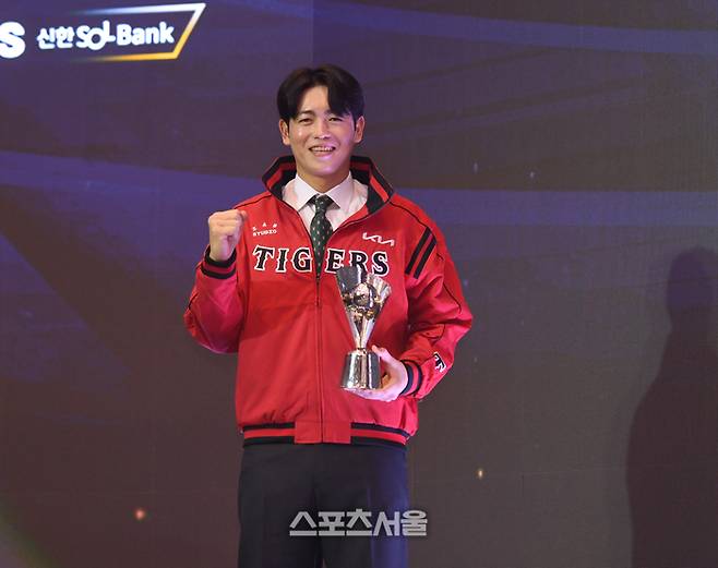 “한화에선 기회 적었지만” 꽃감독이 믿는 ‘이적생’…“한자리 주면 능력 발휘할 것” [SS시선집중]