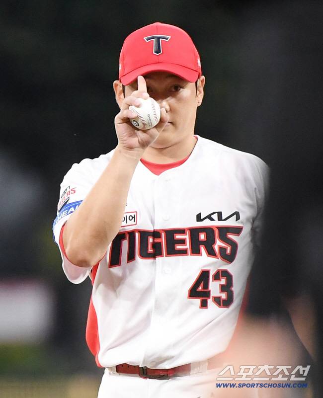 'ERA 6.85' 의외의 연봉 인상, 깐깐한 KIA가 왜?…이 선수마저 없었으면 진짜 답 없었다