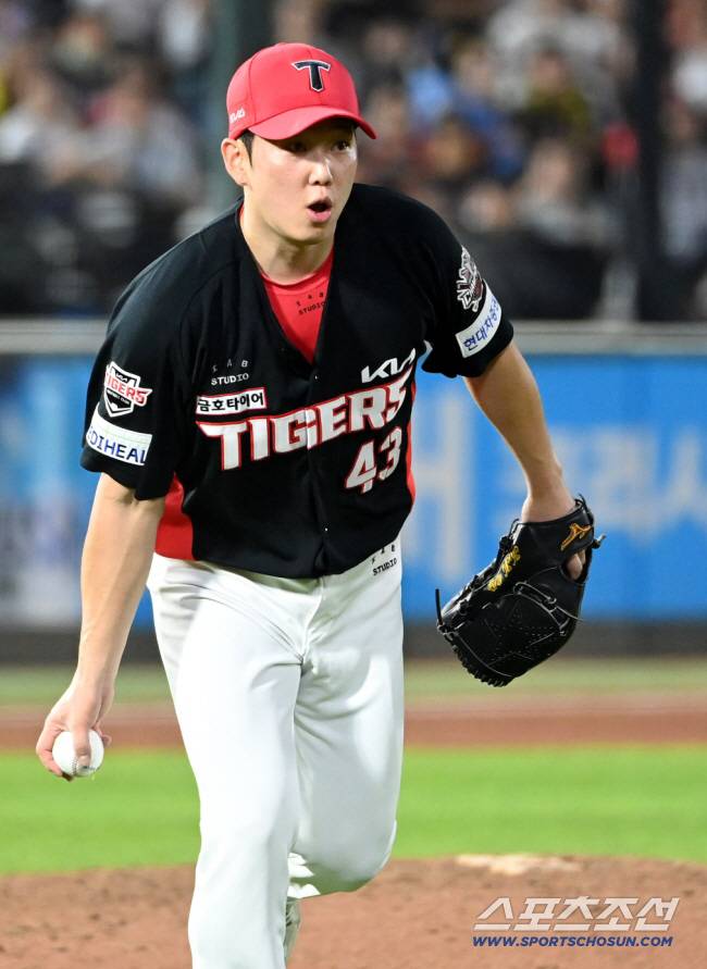 'ERA 6.85' 의외의 연봉 인상, 깐깐한 KIA가 왜?…이 선수마저 없었으면 진짜 답 없었다