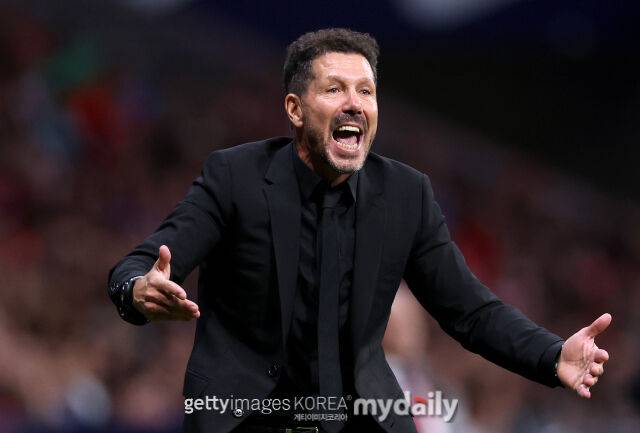 'PSG 루이스 엔리케, 이강인 확실하게 붙잡는다'…이적 허용 대신 재계약 추진