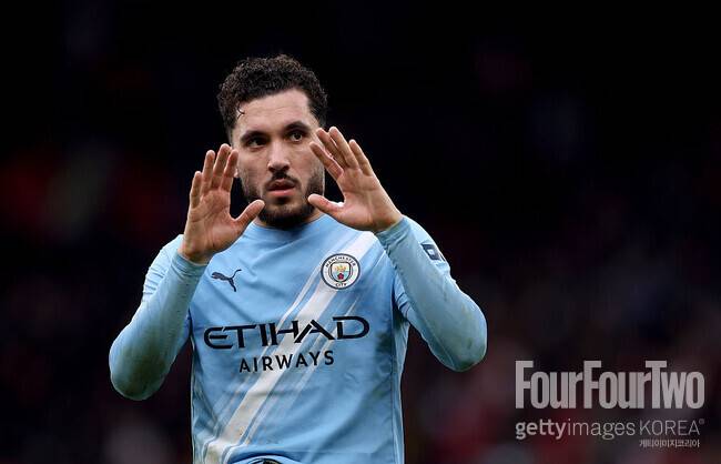 “맨유 죽이려고 맨시티 왔다”→0-2 패배… 에브라의 한마디 “존중 안 하면 대가 치른다”