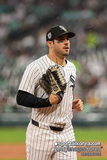 '한화에서 재계약 실패' KBO 출신 최고 야수, 드디어 낭보 떴다! 2년 연속 방출+무적 신세 설움, 조만간 털어내나?