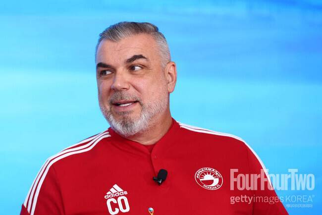 벤투 경질, 결국 ‘신의 한 수’였다…’前 K리거’ 올러로이우 감독, 아랍 컵 4강 진출 성공→”마치 친형과도 같다!” 극찬