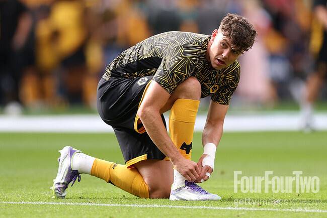 ‘인기 실화야?’… “12개 구단이 달려들었다” 193cm 공격수 둘러싼 이적 전쟁 시작 “더 늘어날 예정”