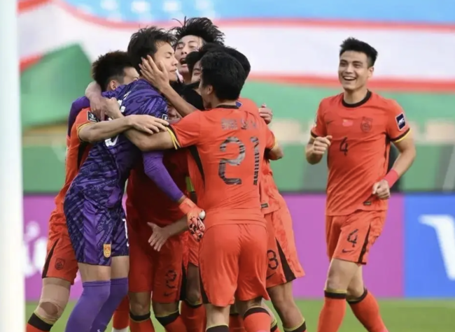 “중국의 수비 전술은 세계에서 가장 선진적이고 과학적인 축구다”… 中 국대 출신의 소신 발언