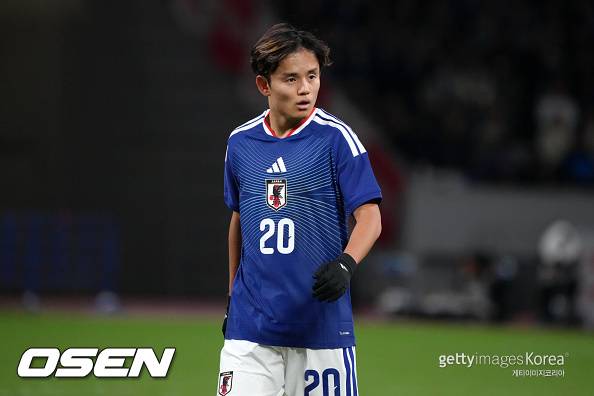 '日 축구 산산조각 나기 일보직전' 구보, 두 발로 못 걸었다→