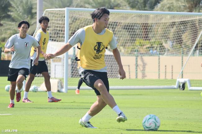 '우승 후보' 日이 떨고 있다...운명의 한일전 앞두고