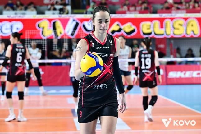 '사라진 자네테' 이마 찢어져 응급실로 향했다...