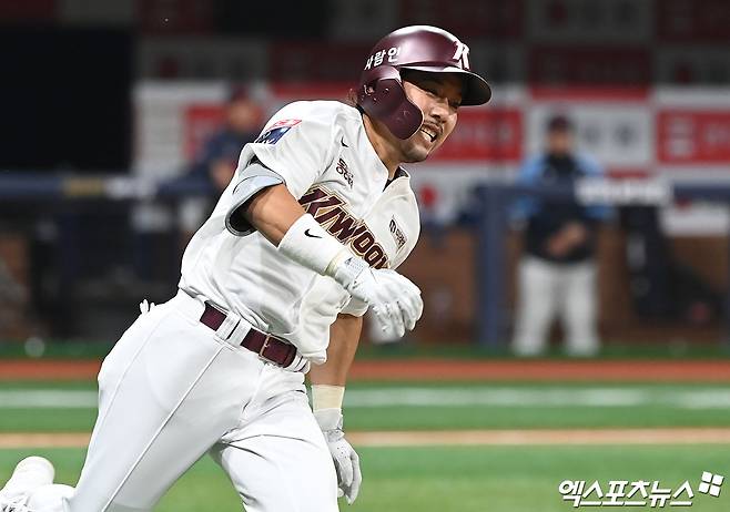 '키움 오길 정말 잘했다' 이용규, 딱 14경기 뛰었는데…억대 연봉 보장+플레잉코치