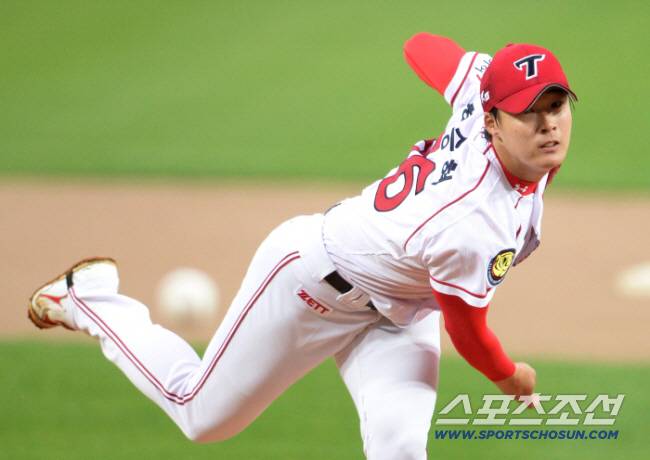 보라스도 탐낸 특급재능 → 뒤늦게 눈뜬 '노망주', 한화 떠나니 단번에 '3억' 골인…어느덧 33세, 인생 터닝포인트 맞이한 한승혁 [SC포커스]