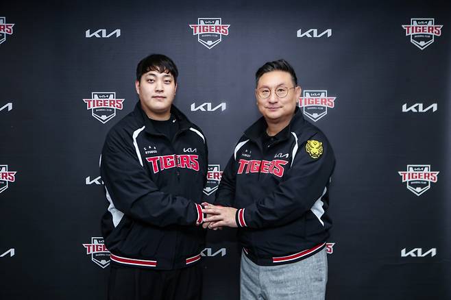 [오피셜] '드디어 떴다!' KIA, FA 조상우와 총액 15억원에 도장