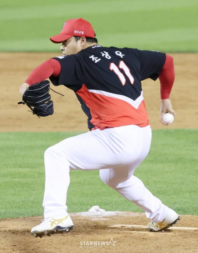 [오피셜] '드디어 떴다!' KIA, FA 조상우와 총액 15억원에 도장