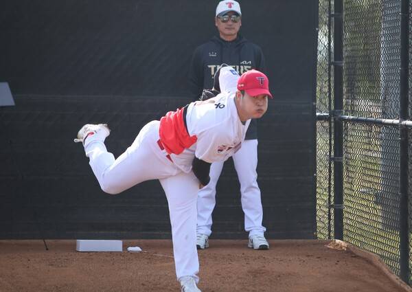 KIA 필승카드 조상우, 스프링캠프 간다! 2년 15억에 FA 계약 완료, 2년 뒤 '대박' 재도전