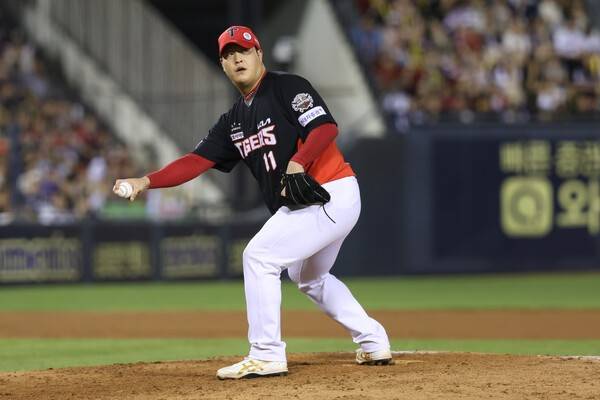 장현식이 52억인데, '업그레이드'라던 조상우가 15억이라니…굴욕적이었던 2025년, 올해 명성 되살릴까