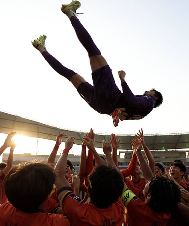 韓 상대 2-0 승리, 사우디 1-0 완벽 제압, 무슨 소용이야→전부 중국에 와르르...中 자신감 하늘 찌른다