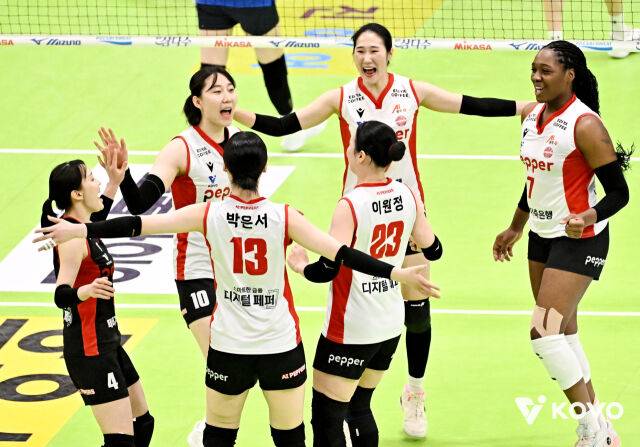 “구덩이에 빠지는 느낌이었다” 박정아, 16년 차 베테랑의 고백 그리고 탈출을 위한 몸부림 [MD수원]