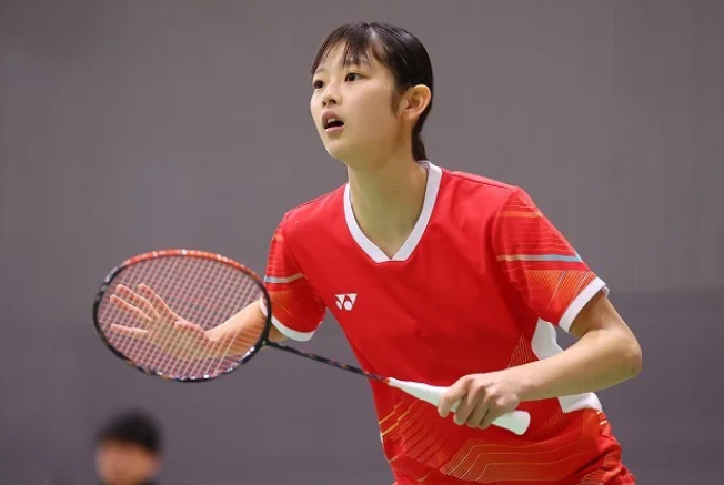 '이렇게 귀여울수가' 日 배드민턴 천년돌, 역대급 청순미에 실력도 탄탄…27분 → 31분 만에 혼합 복식 16강 진출